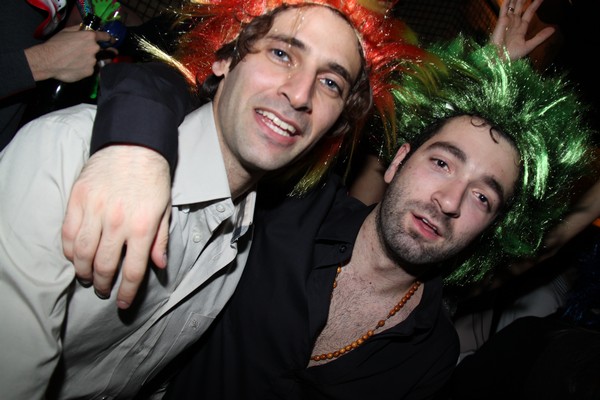 NYE Cassis